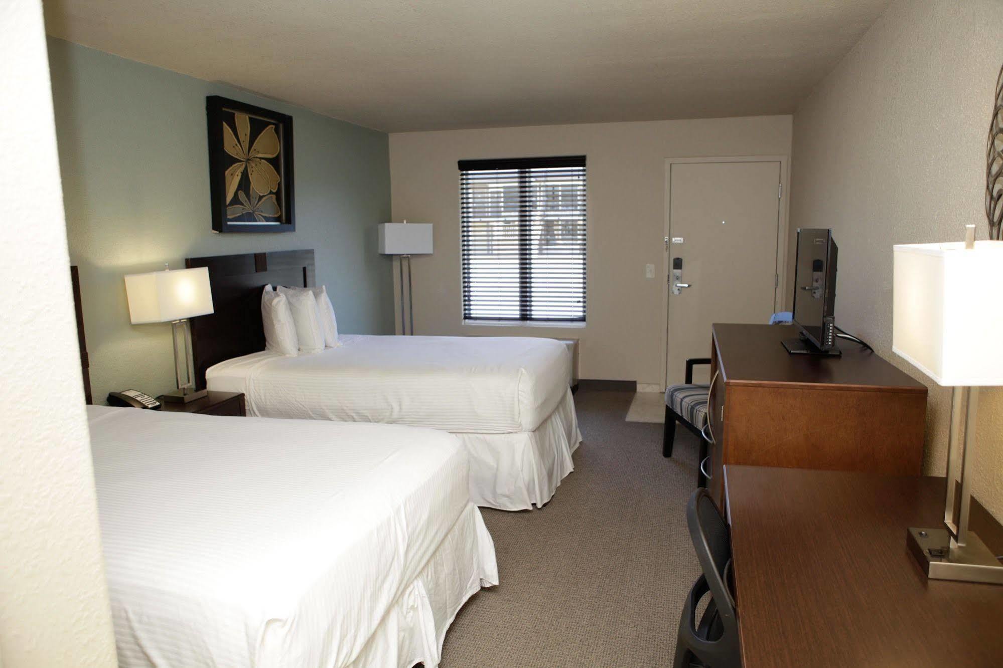 Unique Suites Hotel Charleston Exterior photo